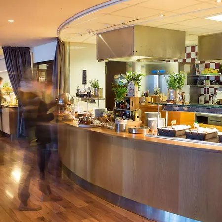 Radisson Blu Marina Palace Hotel, Turku-2
